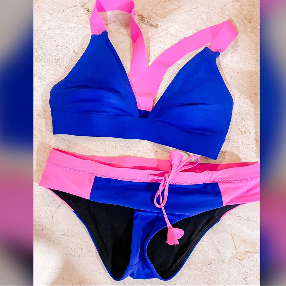 Lululemon bikini